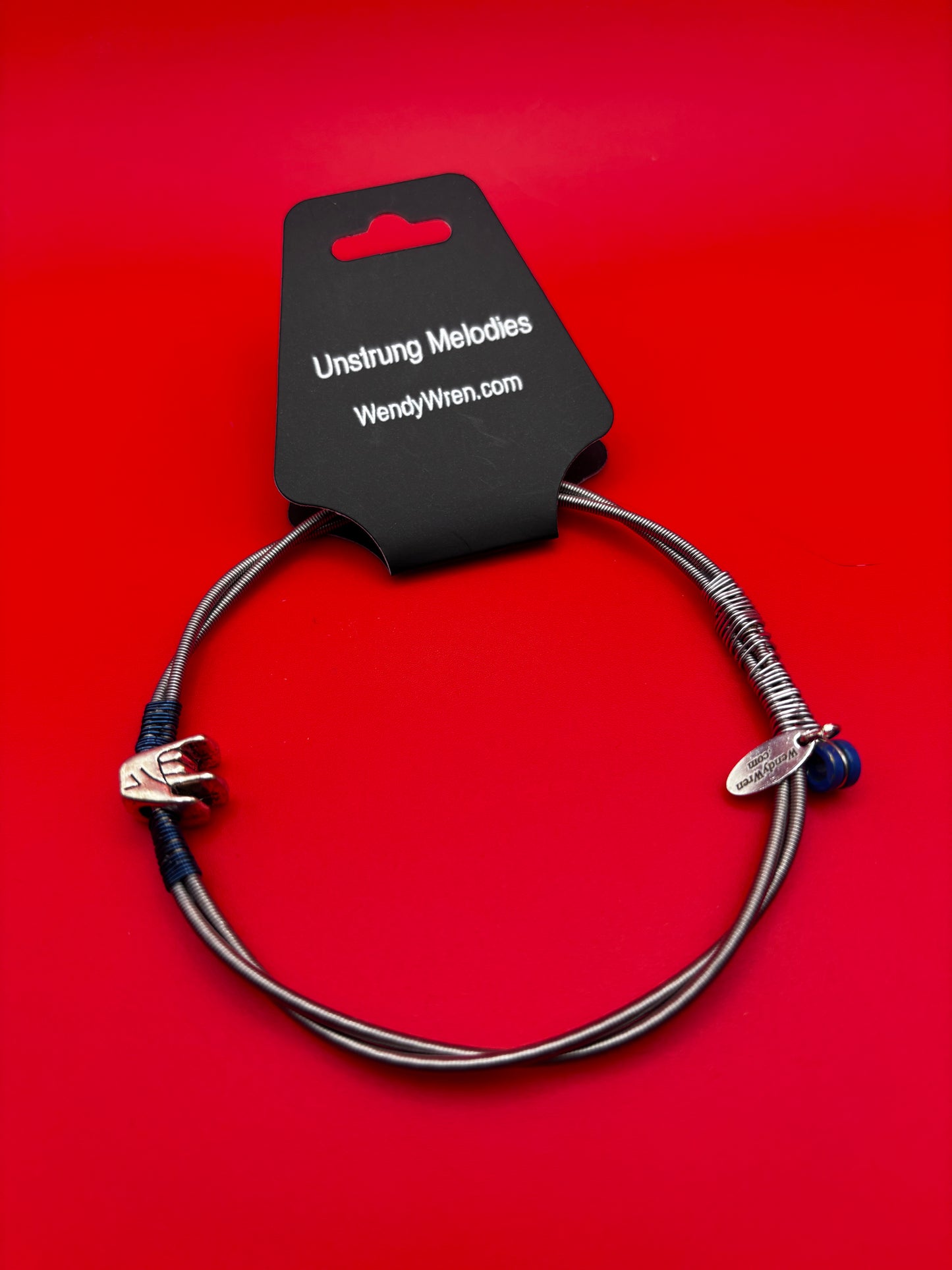 Guitar strings bangle
