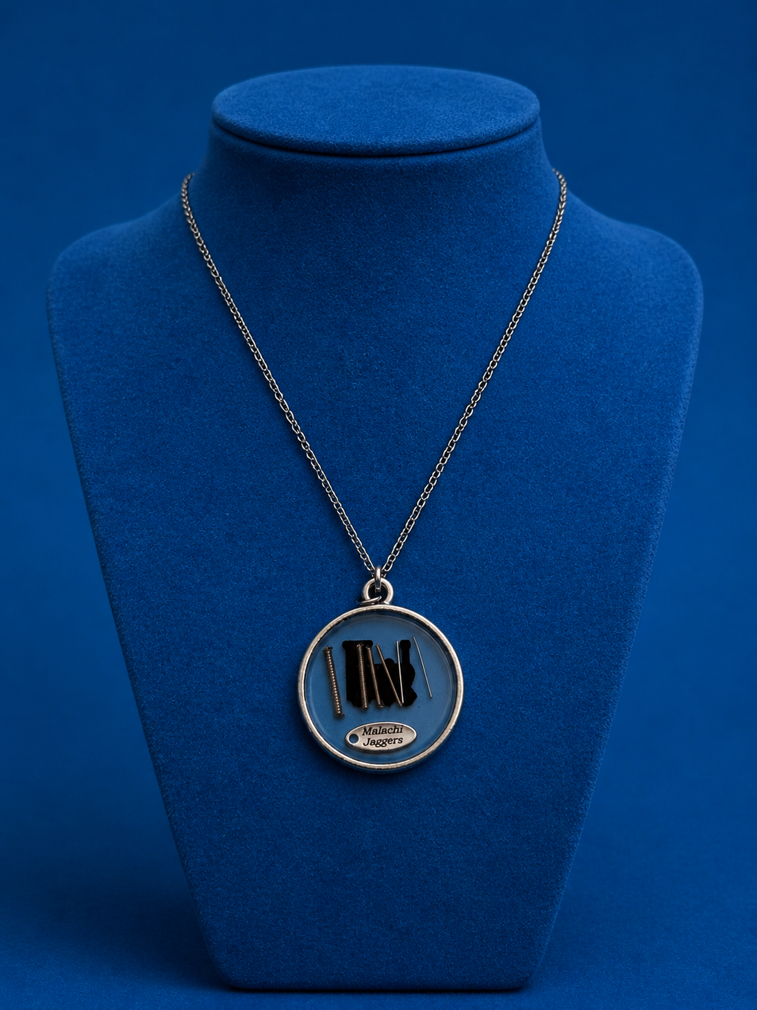 Guitar string & resin necklace